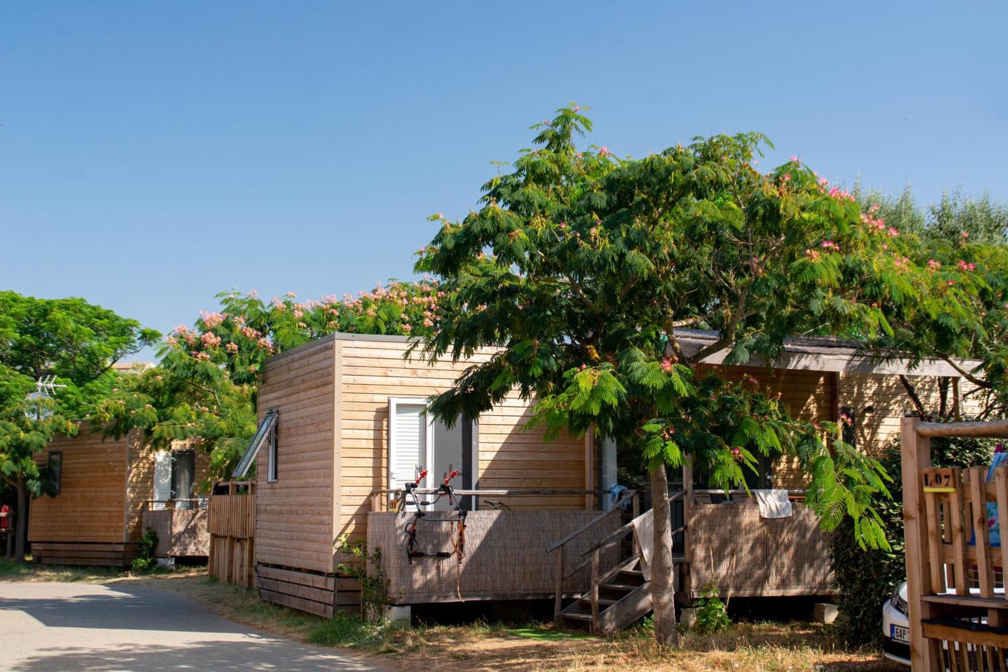 Au Paradis Des Campeurs เลอิสซ็องเบรอ ภายนอก รูปภาพ